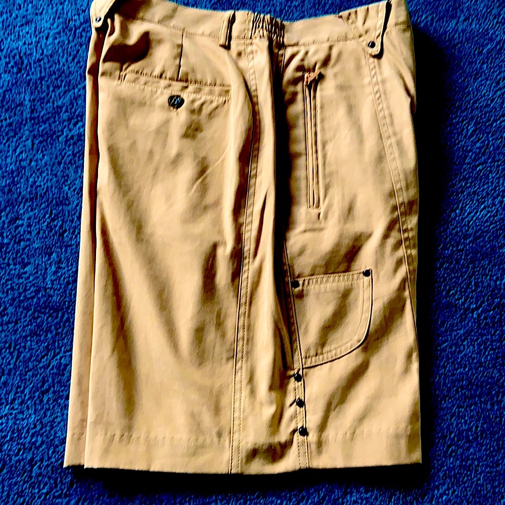 Jamie Sadock as 8 shorts